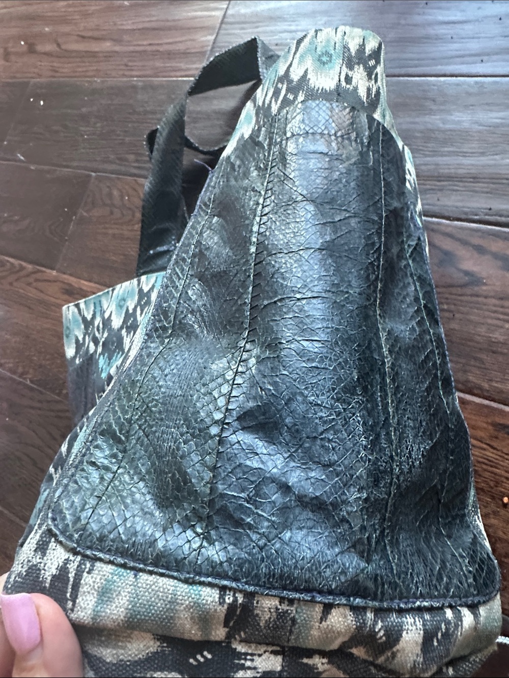 Beirn Ikat Python Tote - Picture 2 of 7
